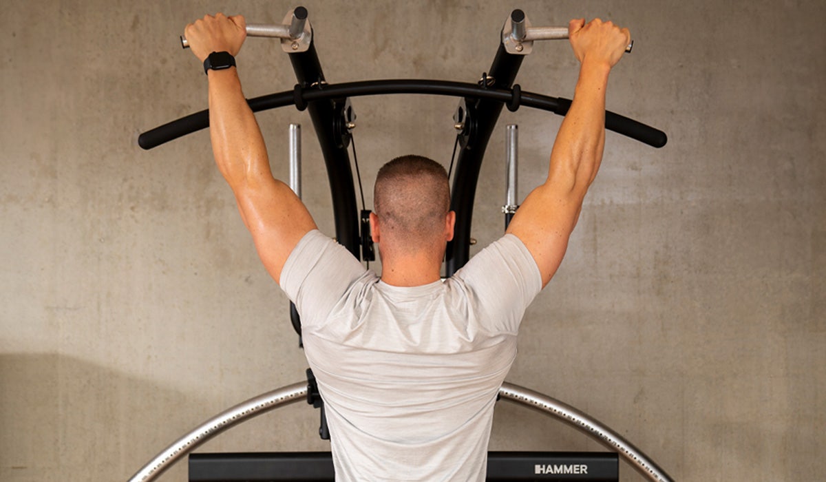 Varied pull-up training Varied pull-up training