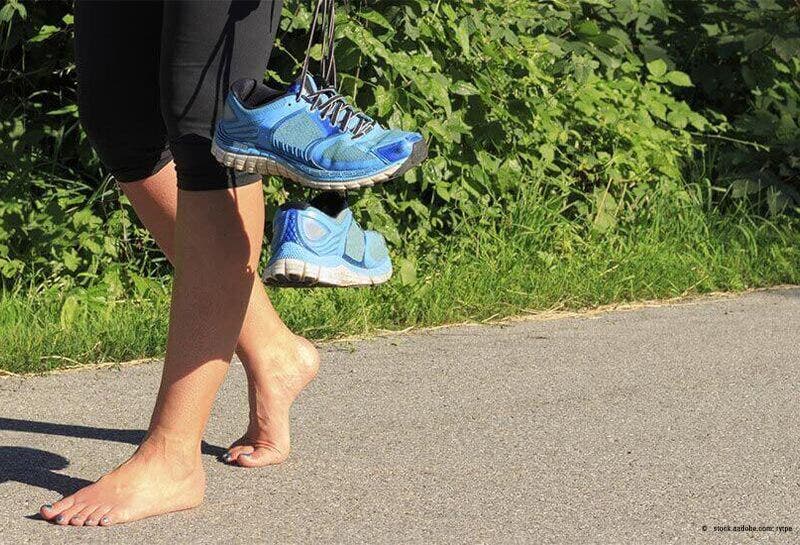 Warum du beim Running die Schuhe auch mal weglassen solltest