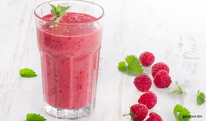 Guarana-Smoothie mit Himbeeren